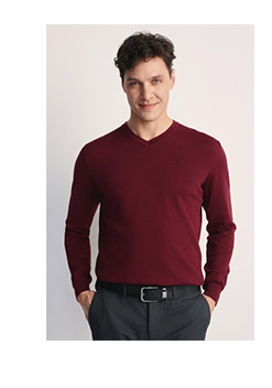 Bordowy sweter męski z logo