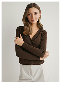 Ciemnobrązowa bluzka damska