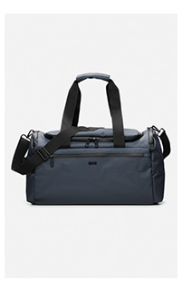 Granatowa torba podr&oacute;żna