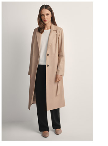Beżowy sk&oacute;rzany płaszcz damski