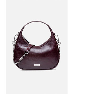 Mała skórzana bordowa torebka hobo
