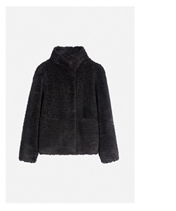 Czarne futerko damskie