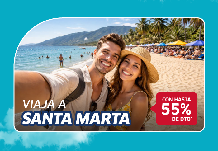 Smiling couple taking a selfie on Santa Marta beach with palm trees, sunshades and a red tag advertising up to 55% discount