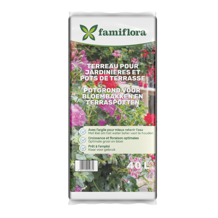 40L Famiflora potting soil bag for planters and terrace pots, labelled ready-to-use with image of flowering plants