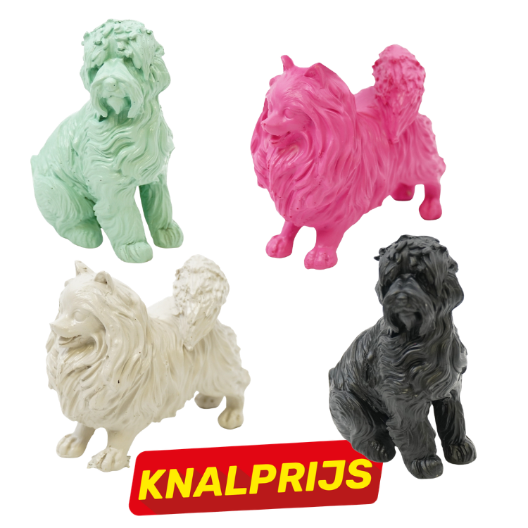 Four colourful Pomeranian dog figurines (mint, pink, cream, black) on white background with red 'KNALPRIJS' sale label