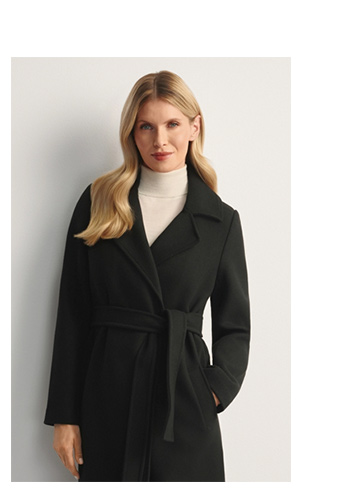 Czarny długi płaszcz damski